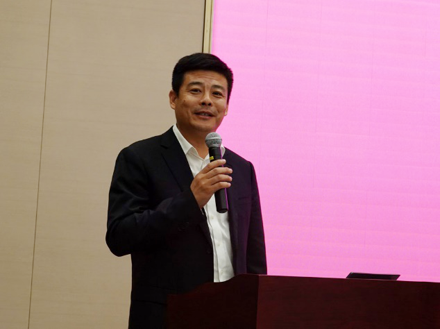 深圳金融服務(wù)外包協(xié)會(huì)副會(huì)長(zhǎng)/深圳市旭子科技有限公司董事長(zhǎng)王永峰